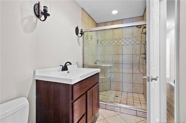 402 Thorncliff Drive, Fayetteville, NC 28303