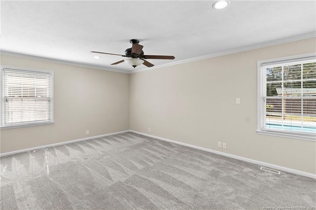 402 Thorncliff Drive, Fayetteville, NC 28303