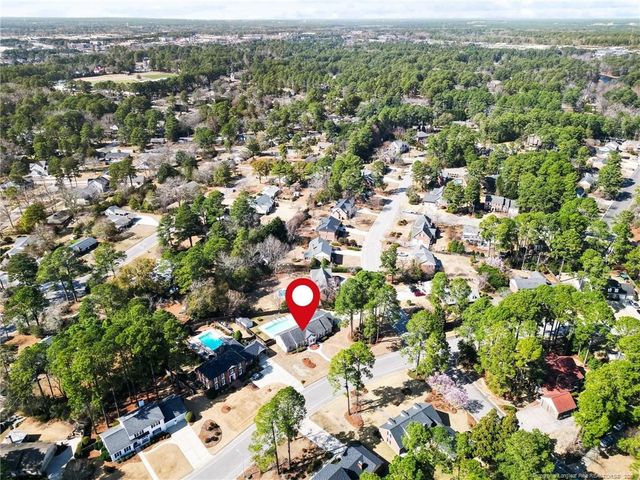 402 Thorncliff Drive, Fayetteville, NC 28303