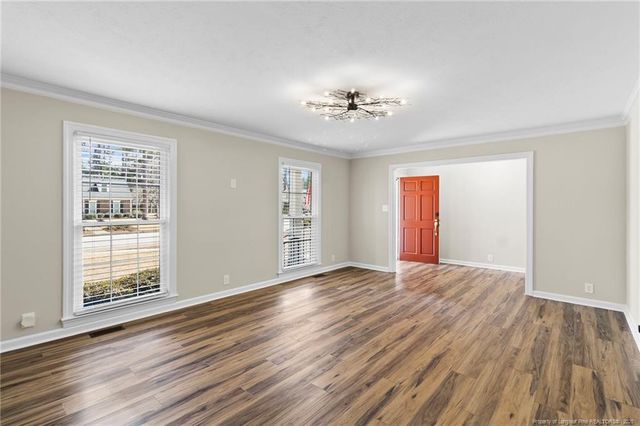 402 Thorncliff Drive, Fayetteville, NC 28303