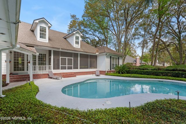 598 GLASGOW Court, Orange Park, FL 32073