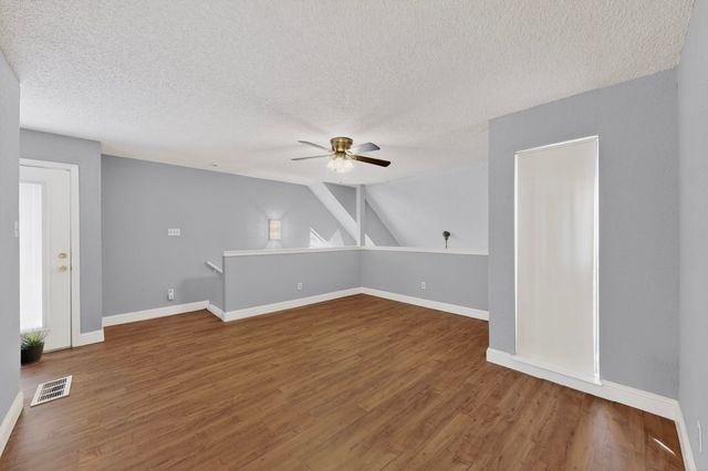 9811 Walnut Street 203, Dallas, TX 75243