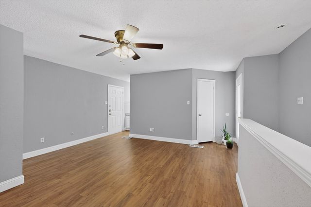 9811 Walnut Street 203, Dallas, TX 75243