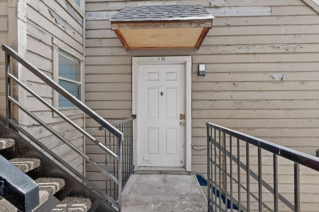 9811 Walnut Street 203, Dallas, TX 75243