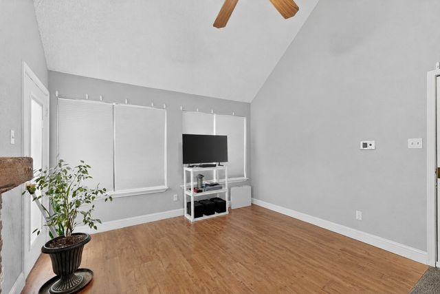 9811 Walnut Street 203, Dallas, TX 75243