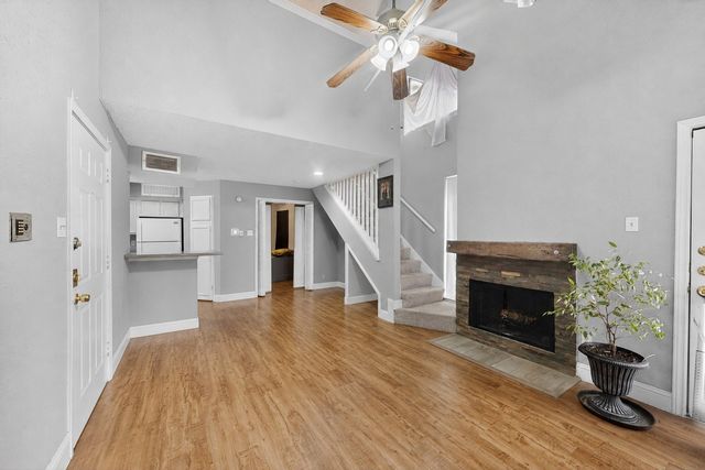 9811 Walnut Street 203, Dallas, TX 75243