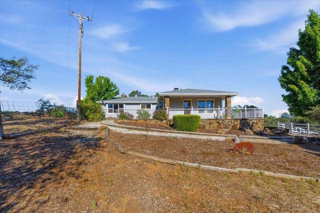 22233 Mccourtney Rd, Grass Valley, CA 95949