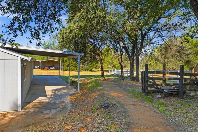 22233 Mccourtney Rd, Grass Valley, CA 95949