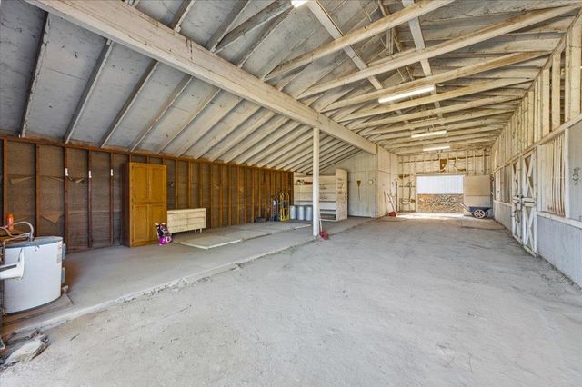 22233 Mccourtney Rd, Grass Valley, CA 95949