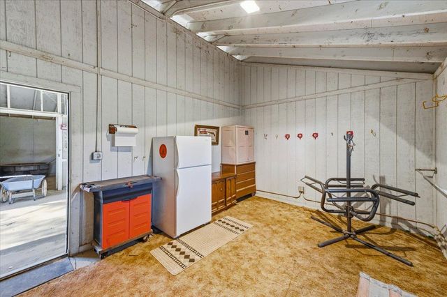 22233 Mccourtney Rd, Grass Valley, CA 95949