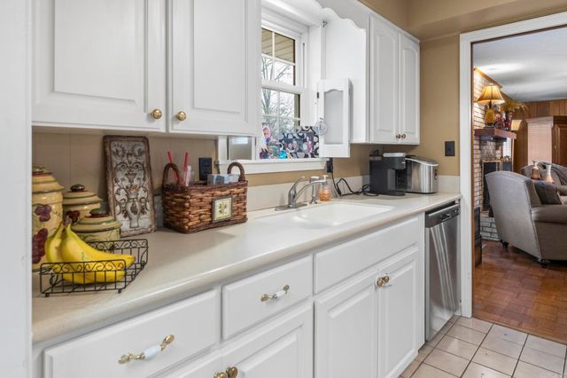 4005 Royal Oak Drive, North Little Rock, AR 72116