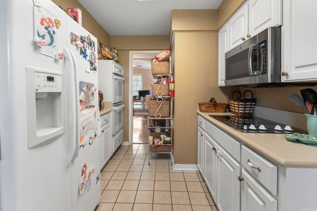 4005 Royal Oak Drive, North Little Rock, AR 72116