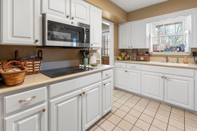 4005 Royal Oak Drive, North Little Rock, AR 72116