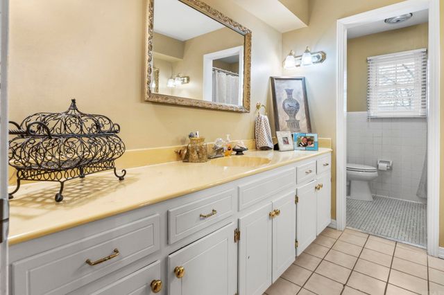 4005 Royal Oak Drive, North Little Rock, AR 72116