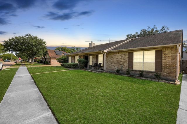 19411 Lazy Valley Drive, Katy, TX 77449