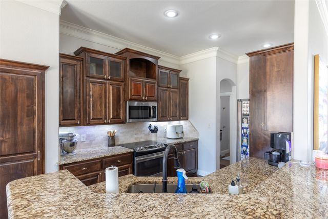 334 Mill Creek Drive, Abilene, TX 79602