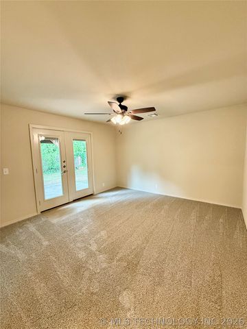 12005 E 85th Place North, Owasso, OK 74055