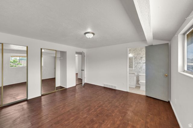 1453 S VALHALLA DR, Clearfield, UT 84015
