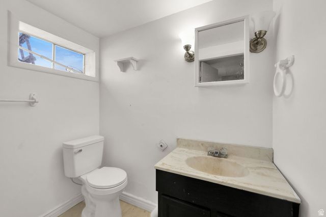 1453 S VALHALLA DR, Clearfield, UT 84015