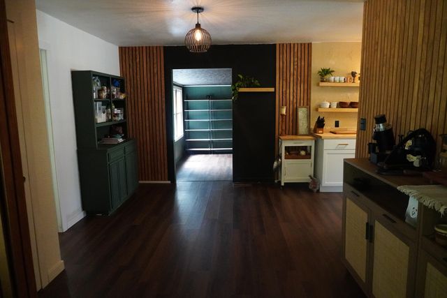 1643 S South Avenue, Springfield, MO 65807