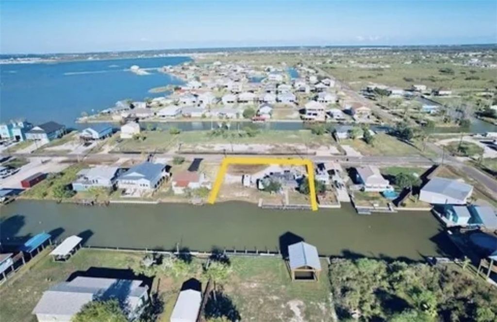106&108 Lakeview, Rockport, TX 78382 — photo 5