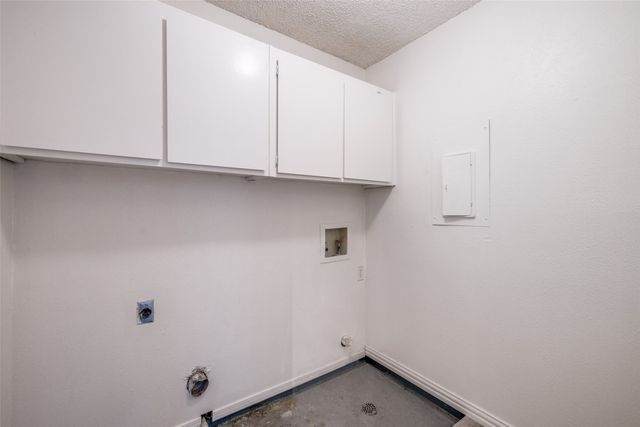 2733 Saint George Place, Arlington, TX 76015