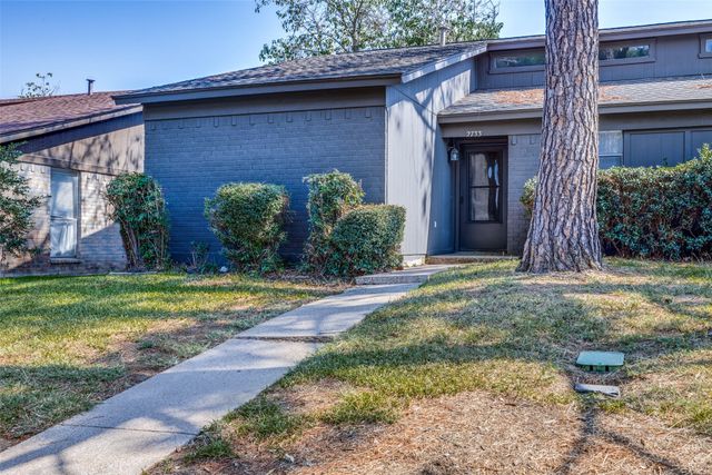 2733 Saint George Place, Arlington, TX 76015