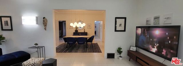 137 N Sycamore Avenue 2, Los Angeles, CA 90036