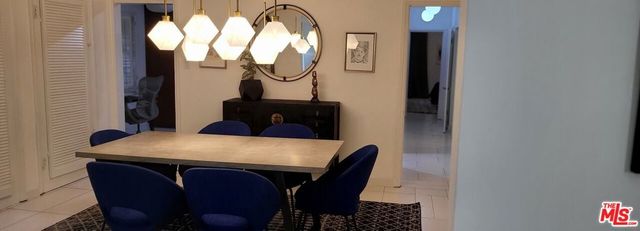 137 N Sycamore Avenue 2, Los Angeles, CA 90036