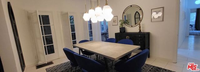 137 N Sycamore Avenue 2, Los Angeles, CA 90036