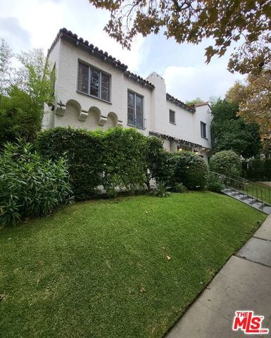 137 N Sycamore Avenue 2, Los Angeles, CA 90036