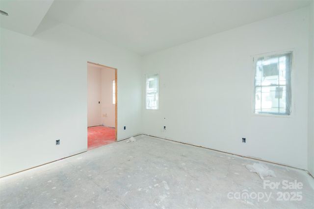 105 Bartram Way, Black Mountain, NC 28711