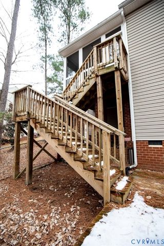 107 Cabells Ct, Farmville, VA 23901