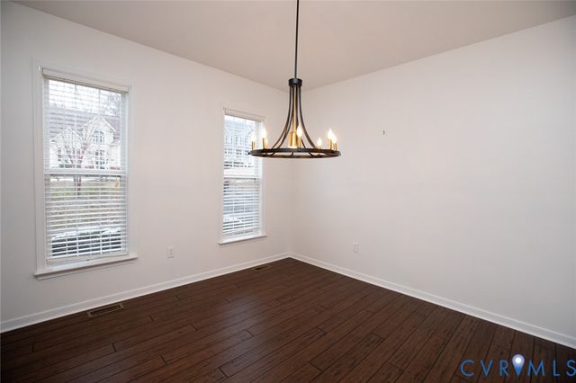 107 Cabells Ct, Farmville, VA 23901