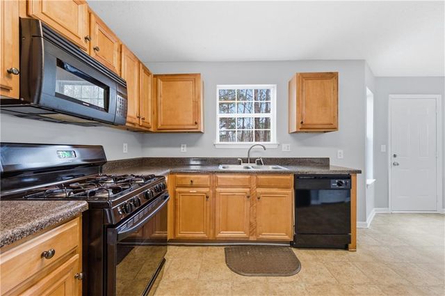 3880 Micah Lane, Ellenwood, GA 30294