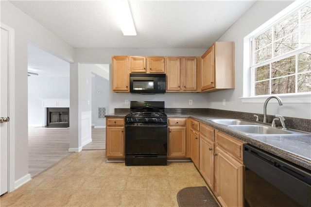 3880 Micah Lane, Ellenwood, GA 30294