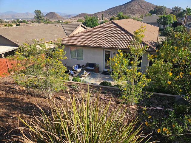 9270 Stephenson Lane, Hemet, CA 92545