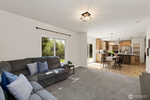 31571 Night Owl Avenue NE, Kingston, WA 98346