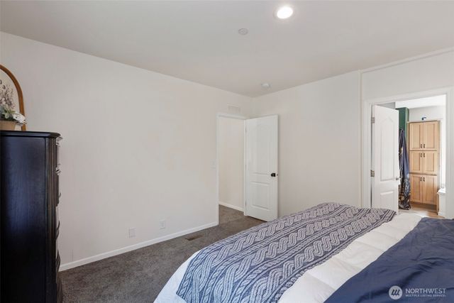 31571 Night Owl Avenue NE, Kingston, WA 98346