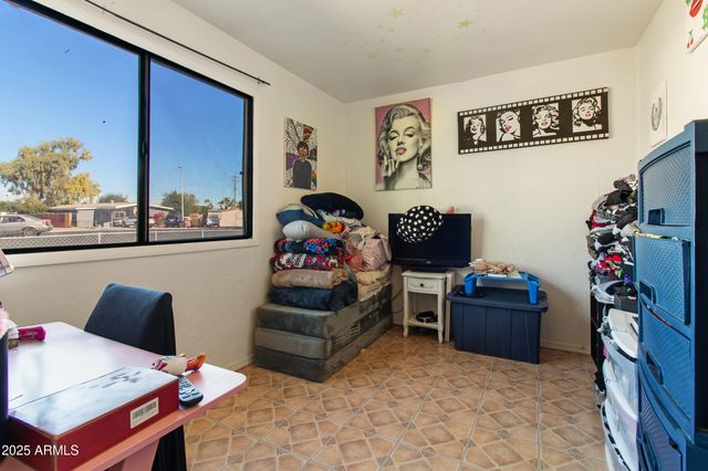 837 N 77TH Street, Scottsdale, AZ 85257