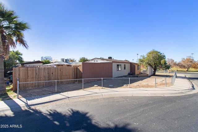 837 N 77TH Street, Scottsdale, AZ 85257