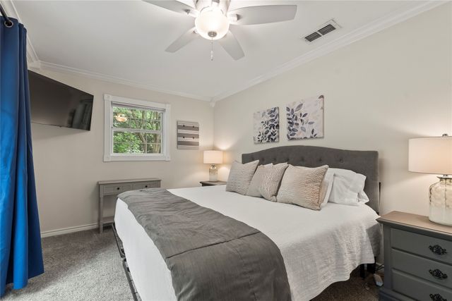 198 Lake Drive, Enchanted Oaks, TX 75156