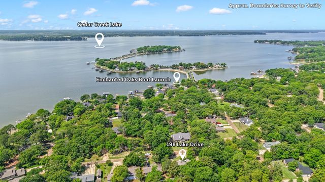 198 Lake Drive, Enchanted Oaks, TX 75156
