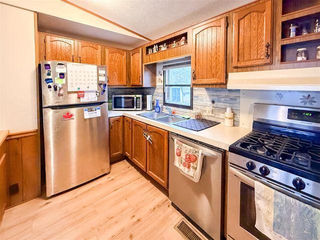 81 Cherry Court, Muskegon, MI 49445