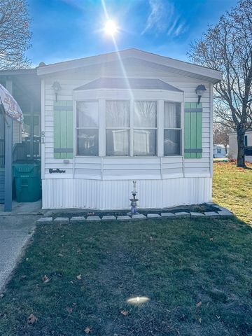 81 Cherry Court, Muskegon, MI 49445