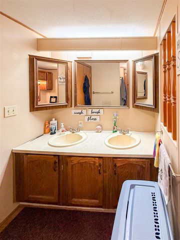 81 Cherry Court, Muskegon, MI 49445