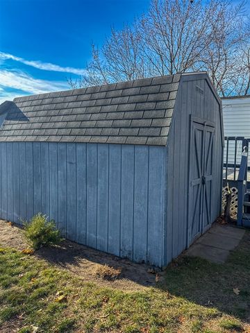 81 Cherry Court, Muskegon, MI 49445