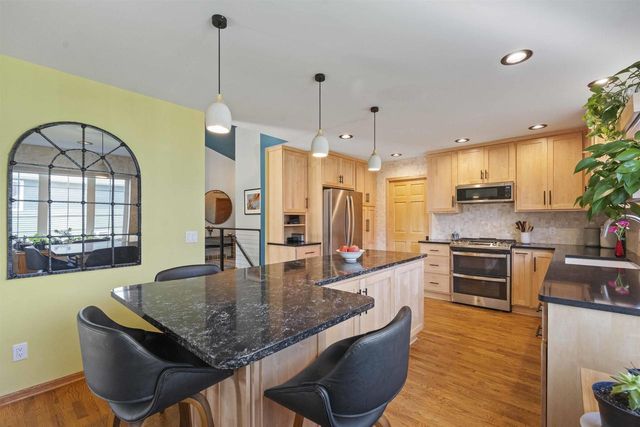 W8199 Bridle Path, Lake Mills, WI 53551