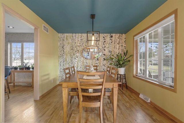 W8199 Bridle Path, Lake Mills, WI 53551