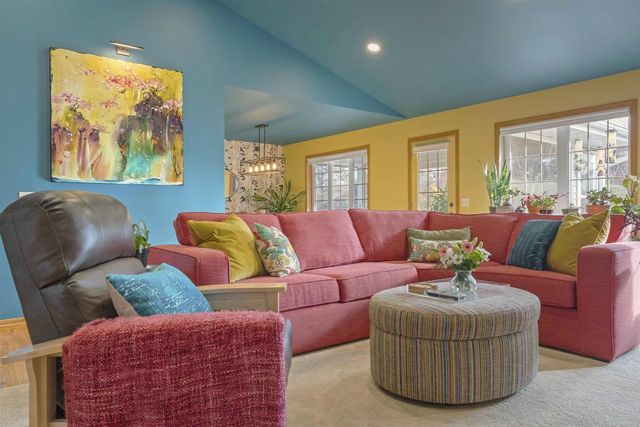 W8199 Bridle Path, Lake Mills, WI 53551